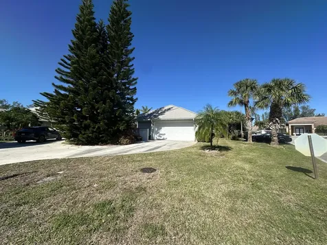 173 Orange Tree Drive Atlantis FL 33462