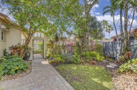 10225 Osprey Trace West Palm Beach FL 33412