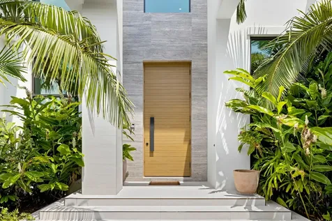 735 W Fern Drive Boca Raton FL 33432