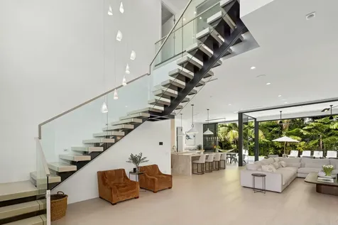 735 W Fern Drive Boca Raton FL 33432