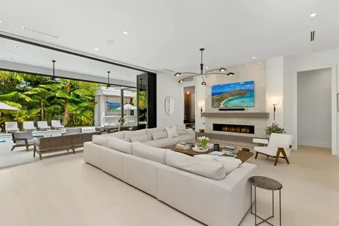 735 W Fern Drive Boca Raton FL 33432