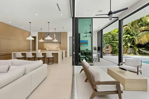 735 W Fern Drive Boca Raton FL 33432