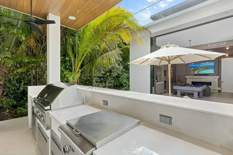 735 W Fern Drive Boca Raton FL 33432