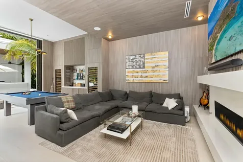 735 W Fern Drive Boca Raton FL 33432