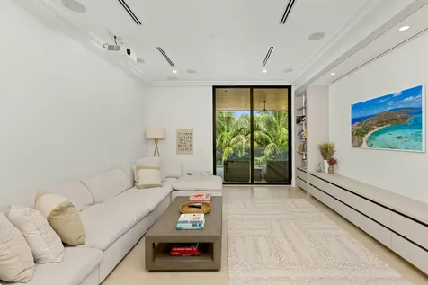 735 W Fern Drive Boca Raton FL 33432