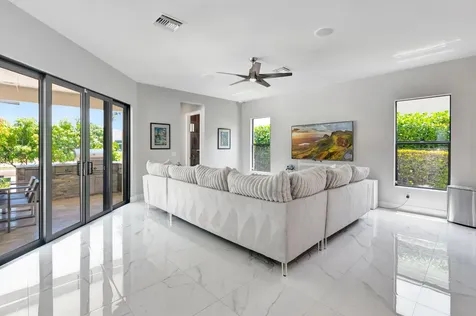 7015 Nw 27th Avenue Boca Raton FL 33496