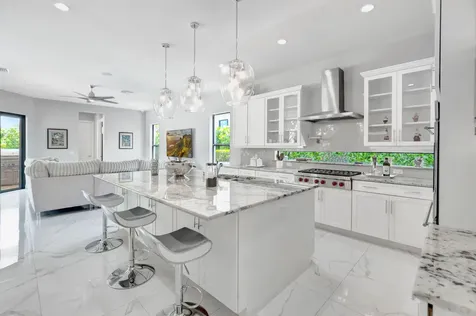 7015 Nw 27th Avenue Boca Raton FL 33496