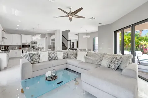 7015 Nw 27th Avenue Boca Raton FL 33496