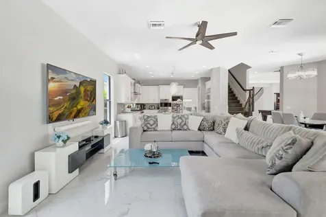 7015 Nw 27th Avenue Boca Raton FL 33496