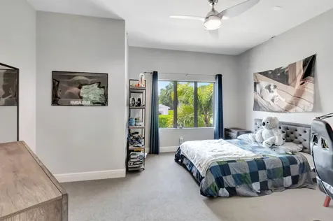 7015 Nw 27th Avenue Boca Raton FL 33496