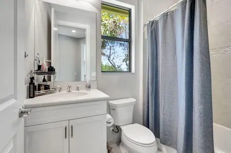 7015 Nw 27th Avenue Boca Raton FL 33496