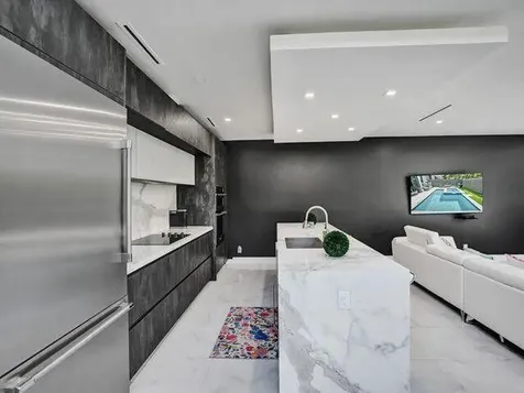 2514 Ne 21st Street Fort Lauderdale FL 33305