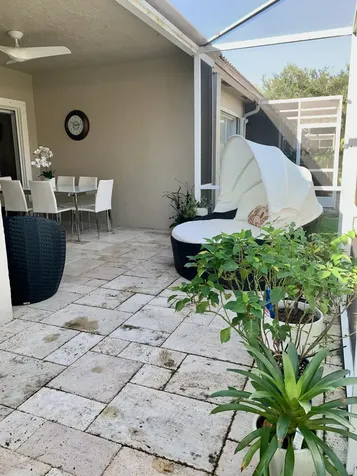 8411 Via Leonessa Boca Raton FL 33433