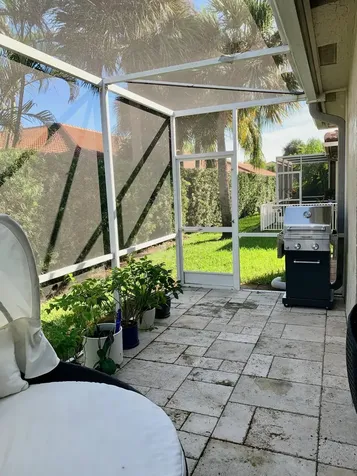 8411 Via Leonessa Boca Raton FL 33433