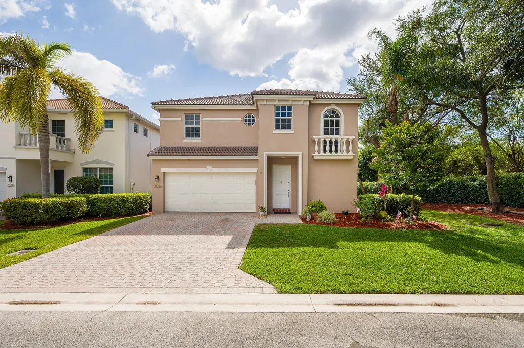 21256 Via Fiore Boca Raton FL 33433