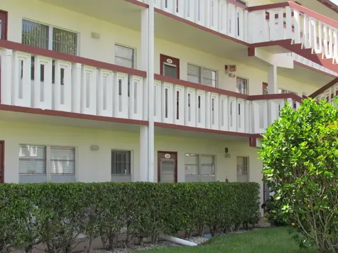 310 Brighton H Boca Raton FL 33434