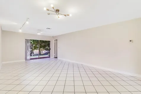 6252 Walk Circle Boca Raton FL 33433