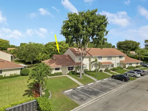 6252 Walk Circle Boca Raton FL 33433
