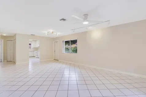6252 Walk Circle Boca Raton FL 33433
