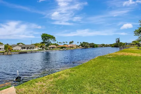 147 Oregon Lane Boca Raton FL 33487