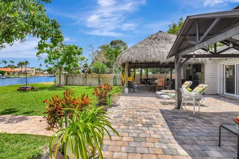 147 Oregon Lane Boca Raton FL 33487