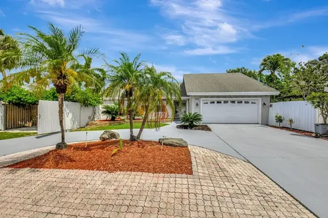 147 Oregon Lane Boca Raton FL 33487