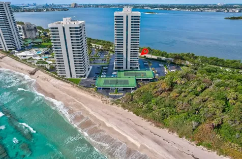 5550 N Ocean Drive Singer Island FL 33404