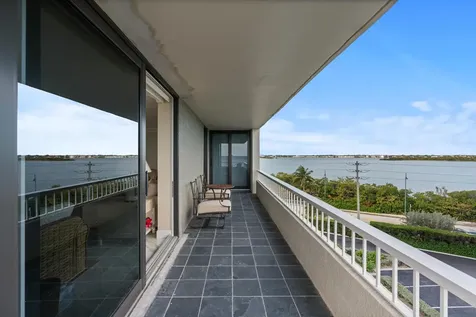 5550 N Ocean Drive Singer Island FL 33404