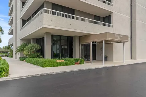 5550 N Ocean Drive Singer Island FL 33404