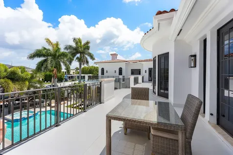 251 W Coconut Palm Road Boca Raton FL 33432