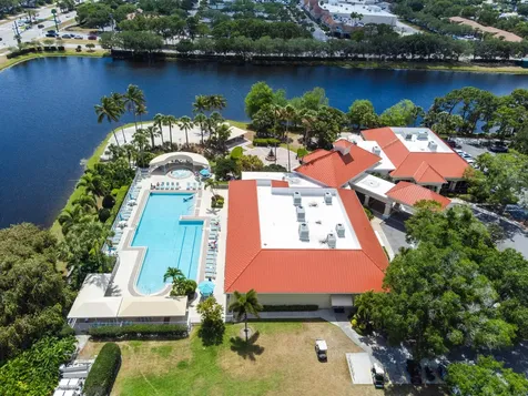 520 Nw Galatone Court Port Saint Lucie FL 34986
