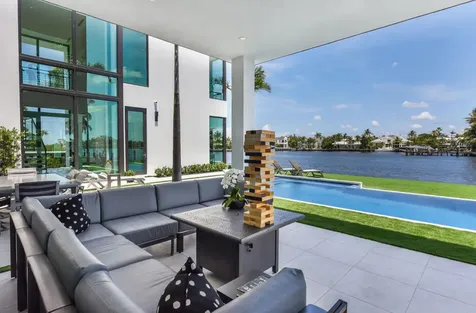 718 SE 7th Street Delray Beach FL 33483