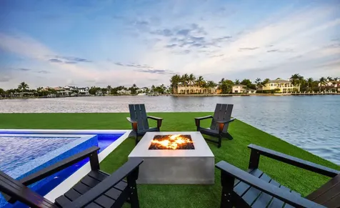 718 SE 7th Street Delray Beach FL 33483