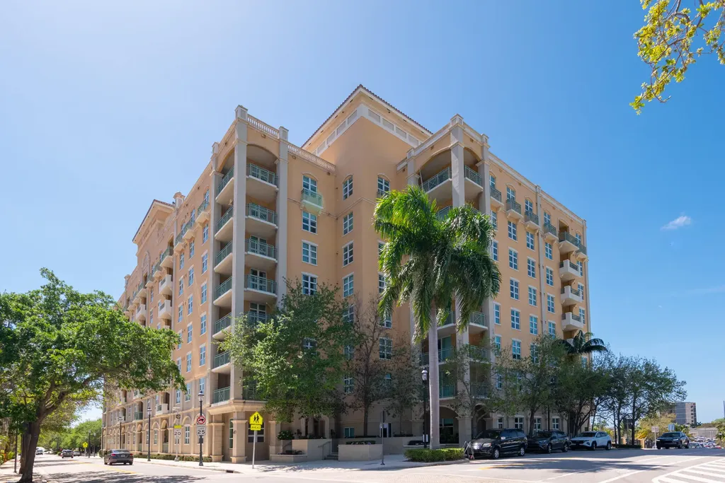403 S Sapodilla Avenue West Palm Beach FL 33401