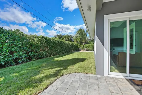 68 Azalea Circle Tequesta FL 33469