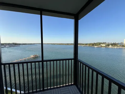100 Intracoastal Place Tequesta FL 33469