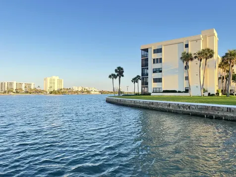 100 Intracoastal Place Tequesta FL 33469