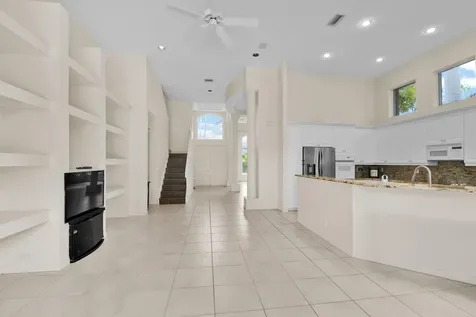 4132 Nw 55th Place Boca Raton FL 33496