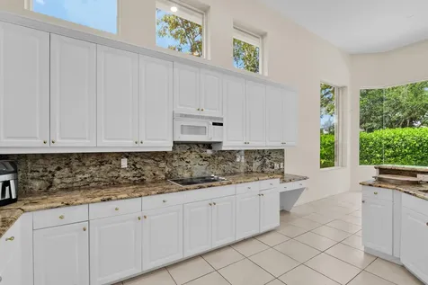 4132 Nw 55th Place Boca Raton FL 33496