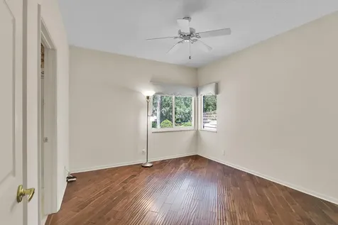 4132 Nw 55th Place Boca Raton FL 33496