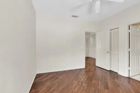 4132 Nw 55th Place Boca Raton FL 33496