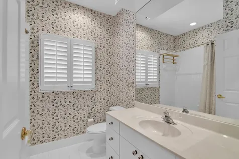 4132 Nw 55th Place Boca Raton FL 33496