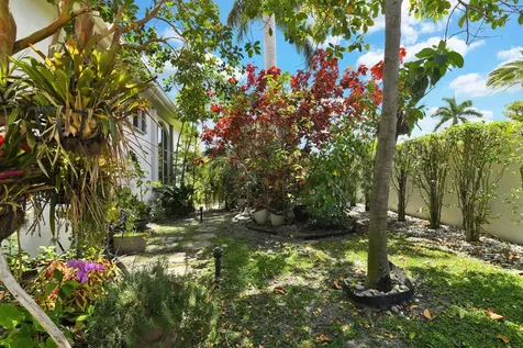 4132 Nw 55th Place Boca Raton FL 33496