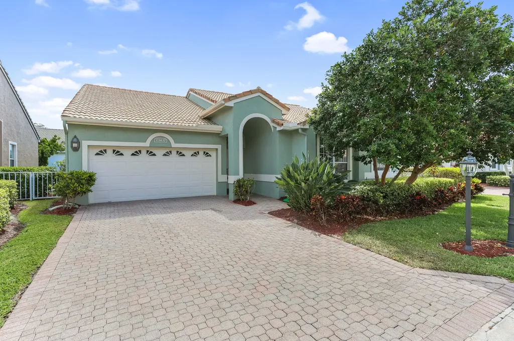 23437 Torre Circle Boca Raton FL 33433