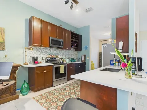 4935 47th Place Vero Beach FL 32967