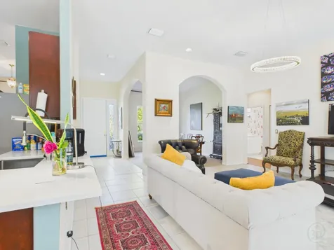 4935 47th Place Vero Beach FL 32967