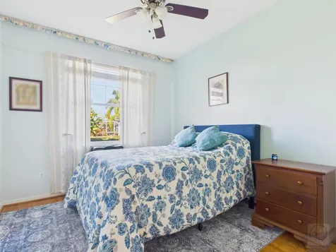 4935 47th Place Vero Beach FL 32967