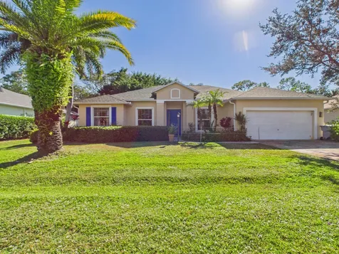 4935 47th Place Vero Beach FL 32967