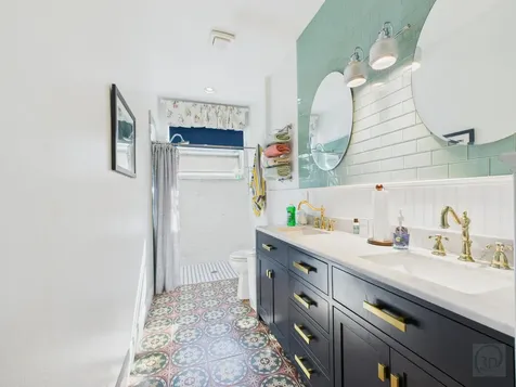 4935 47th Place Vero Beach FL 32967