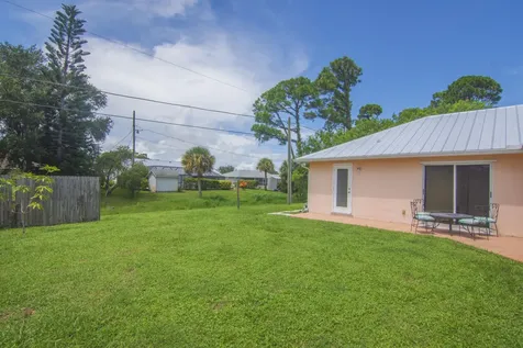 1456 Schumann Drive Sebastian FL 32958